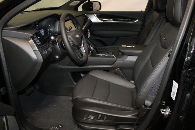 New 2025 Cadillac XT5 Premium Luxury w/ Technology Package image 5
