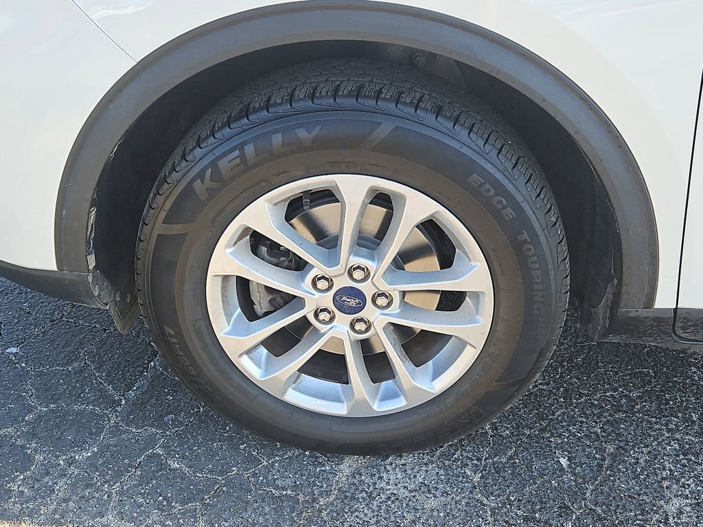 Used 2022 Ford Escape SE w/ Cold Weather Package image 14