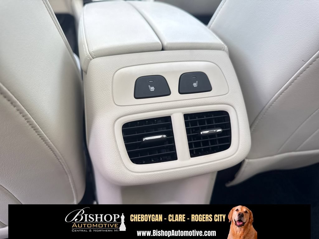 Used 2023 Buick Envision Avenir AWD/4WD image 19