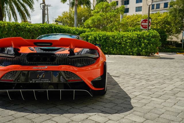 Used 2021 McLaren 765LT image 26