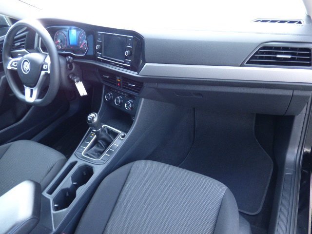 Used 2019 Volkswagen Jetta S image 8