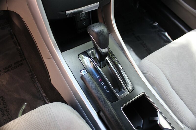 Used 2013 Honda Accord EX image 12