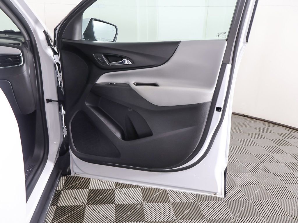 Used 2024 Chevrolet Equinox LT image 22