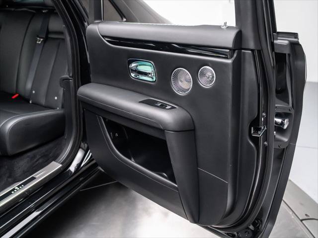 Used 2025 Rolls-Royce Ghost AWD/4WD image 33