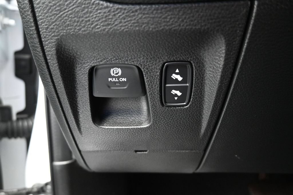 Used 2022 RAM 1500 Big Horn AWD/4WD image 16