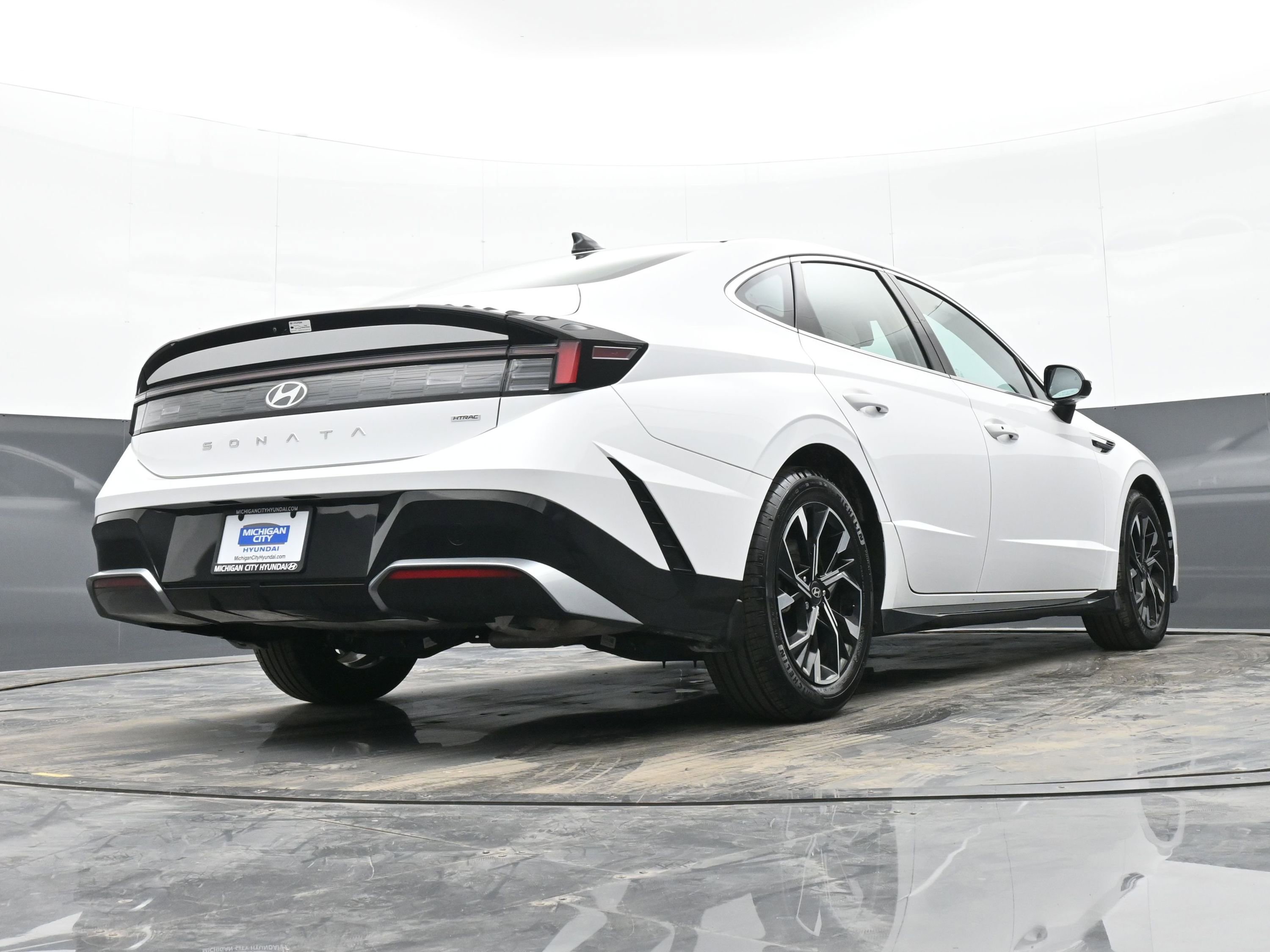 Certified 2025 Hyundai Sonata SEL image 44