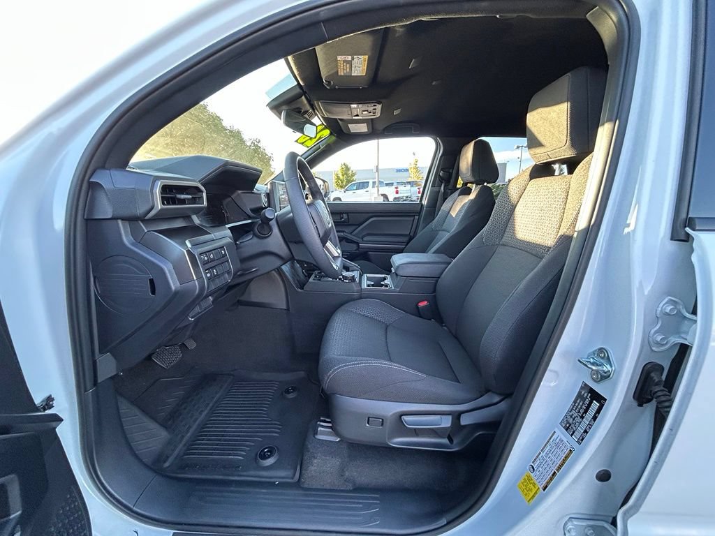 Used 2026 Toyota 4Runner SR5 AWD/4WD image 12
