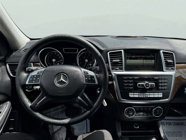 Used 2014 Mercedes-Benz GL 450 4MATIC image 27