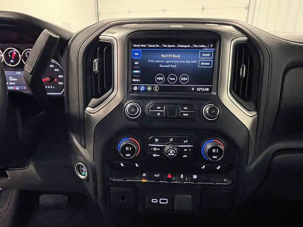 Used 2021 Chevrolet Silverado 1500 LT image 30