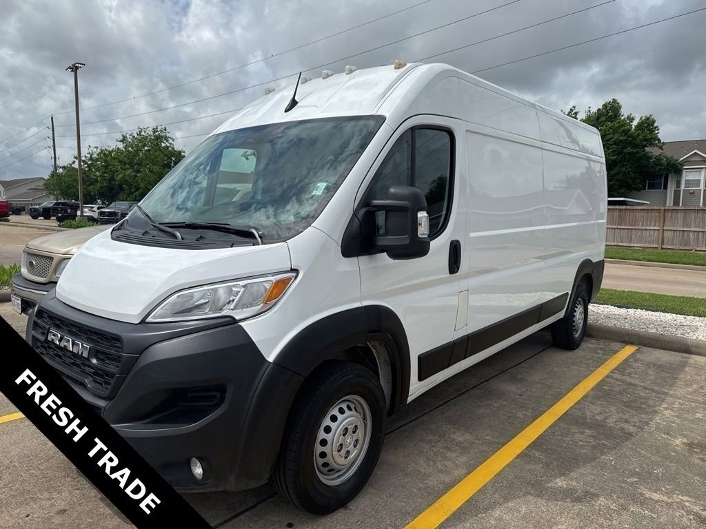 Used 2025 RAM ProMaster 2500 w/ Convenience Group image 3