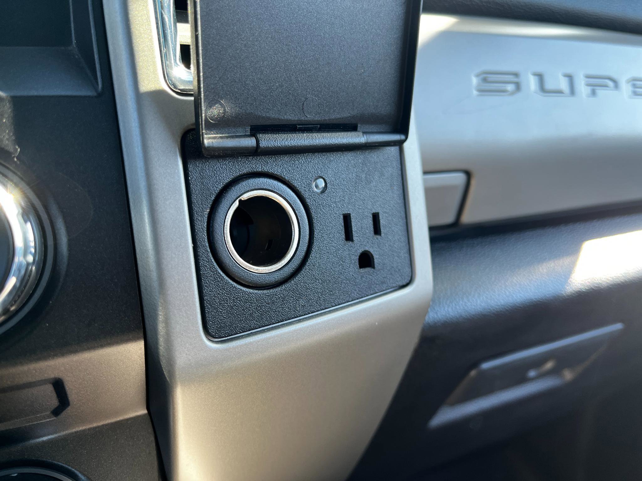 Used 2017 Ford F250 Lariat w/ Lariat Ultimate Package image 42