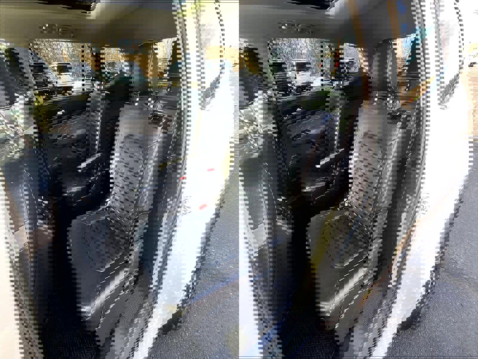 Used 2021 Volkswagen Atlas SEL Premium image 14