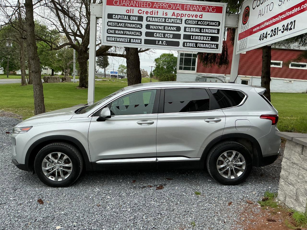 Used 2019 Hyundai Santa Fe SE AWD/4WD image 8