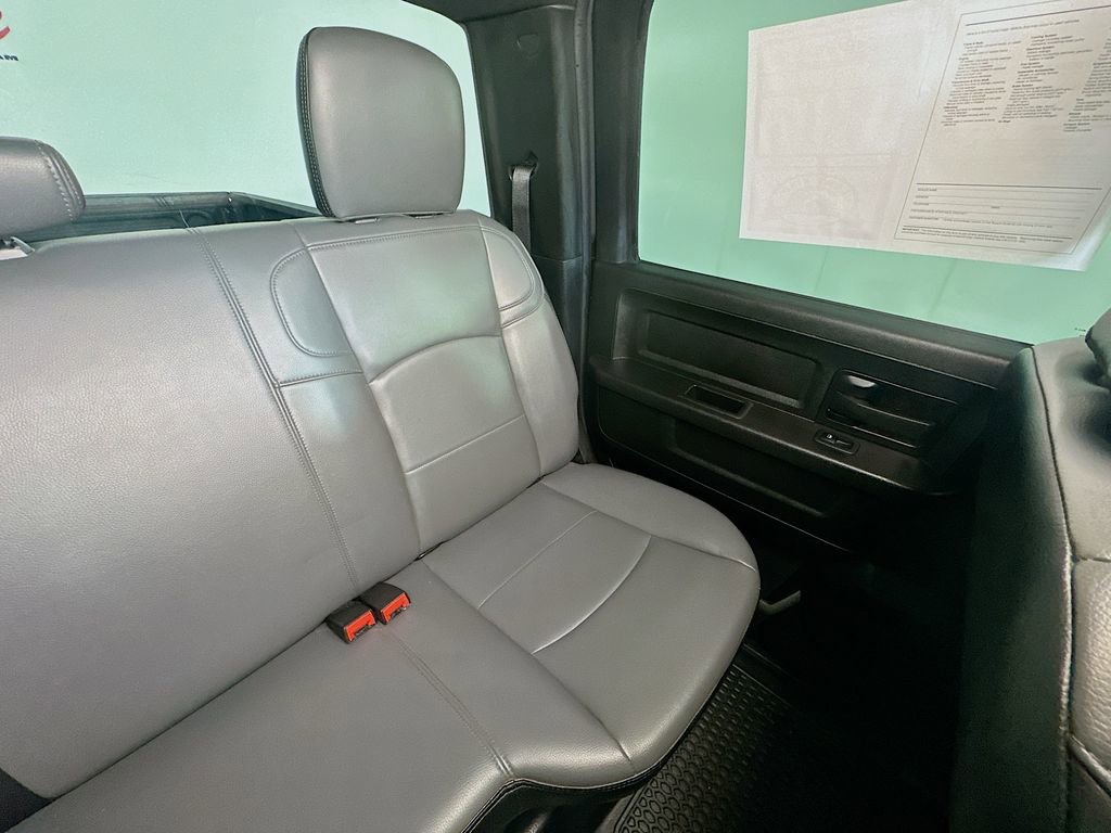 Used 2024 RAM 2500 Tradesman w/ Chrome Appearance Group image 14