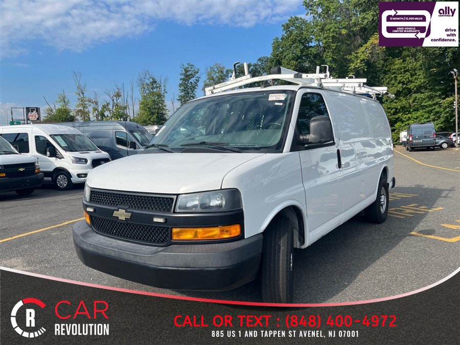 Used 2019 Chevrolet Express 2500 w/ Driver Convenience Package RWD image 3