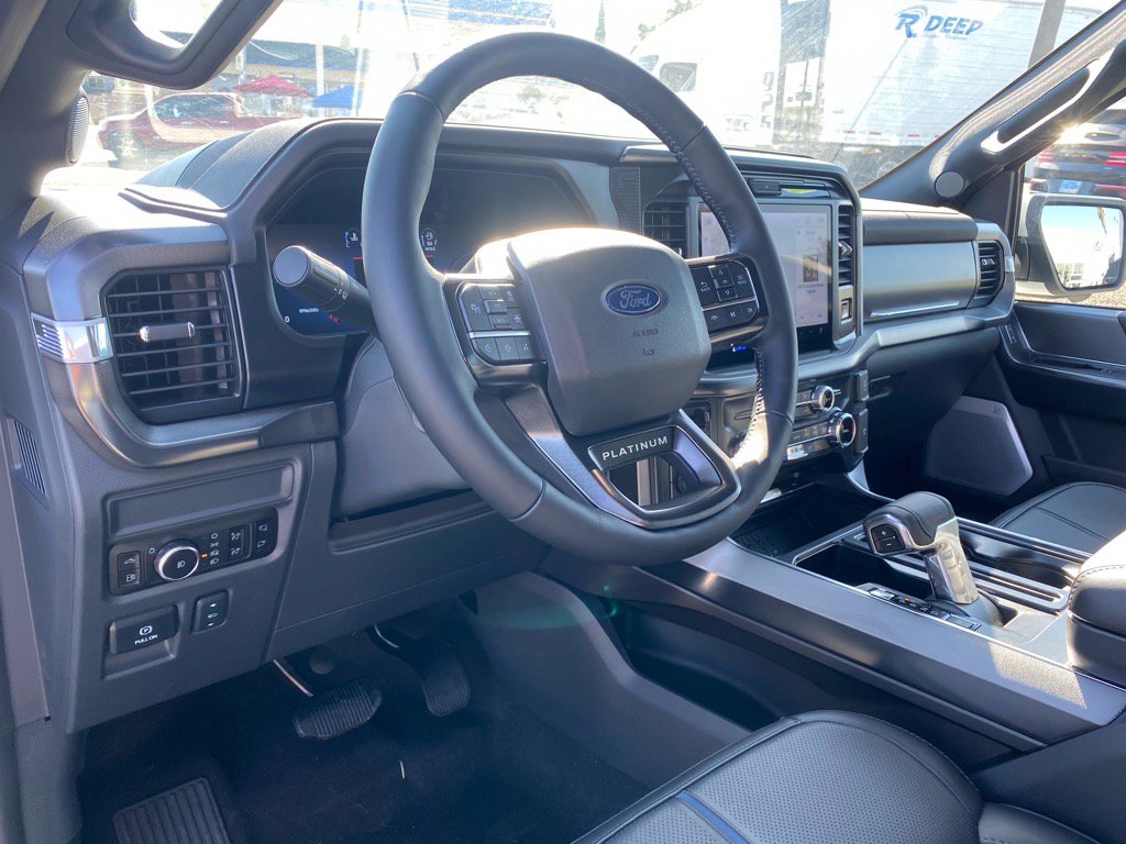 New 2025 Ford F150 Platinum image 24