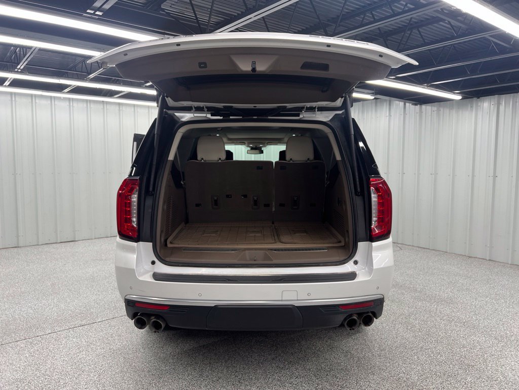 Used 2024 GMC Yukon XL Denali w/ Max Trailering Package AWD/4WD image 8
