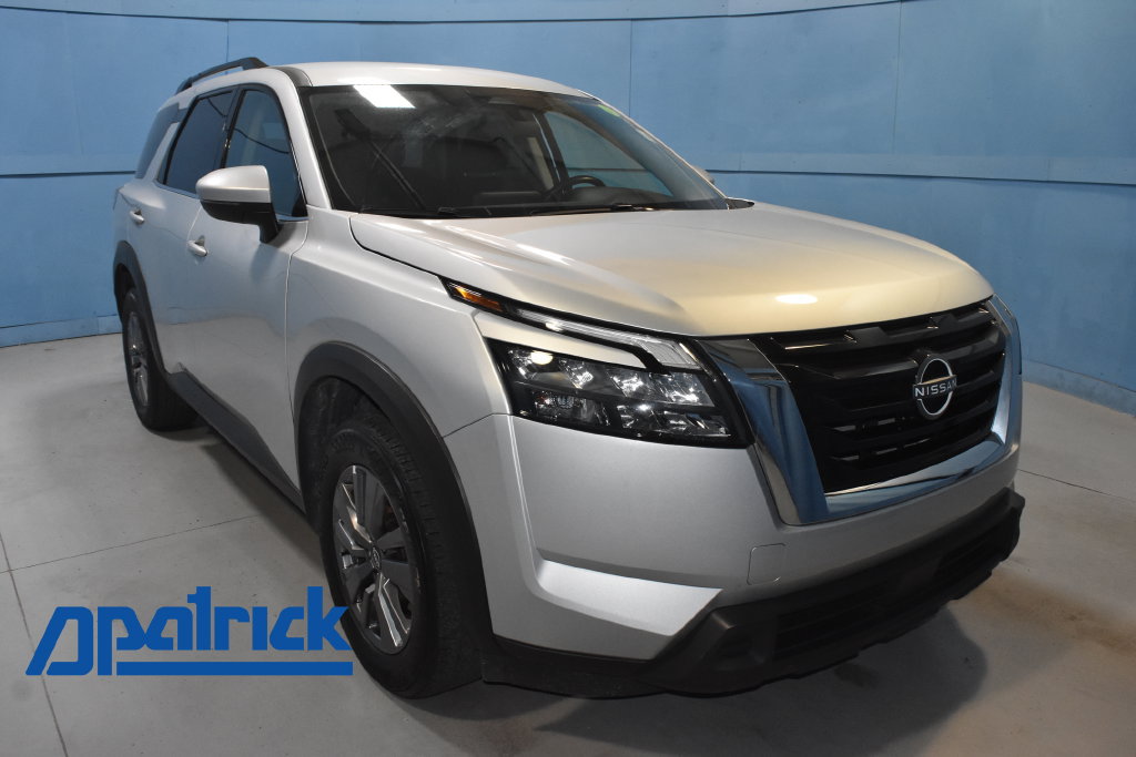 Used 2025 Nissan Pathfinder SV