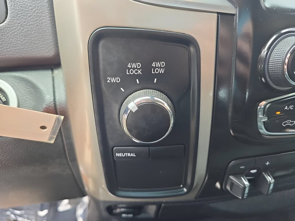 Used 2018 RAM 2500 SLT w/ Luxury Group AWD/4WD image 34