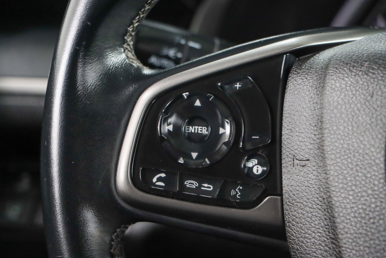 Used 2020 Honda Civic EX image 13