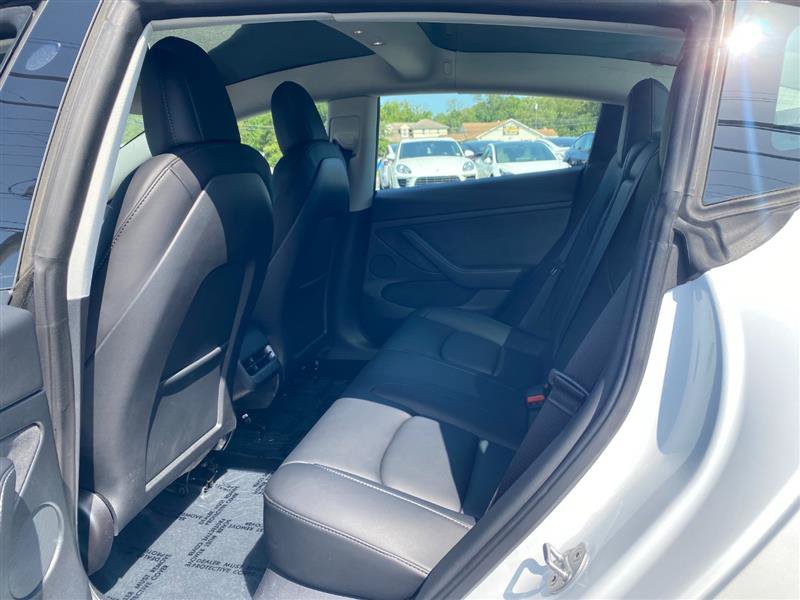 Used 2023 Tesla Model 3 Standard Range RWD image 12