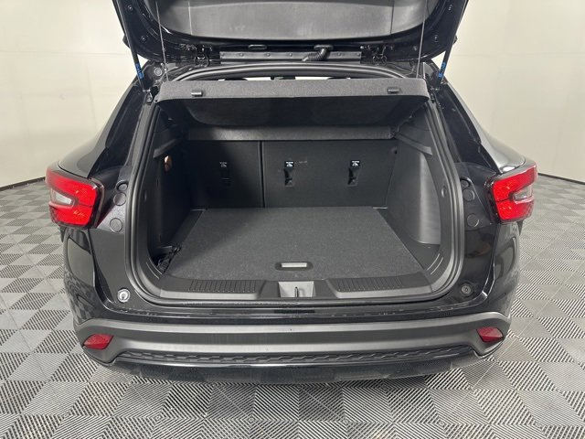 New 2026 Chevrolet Trax RS w/ Sunroof Package image 12