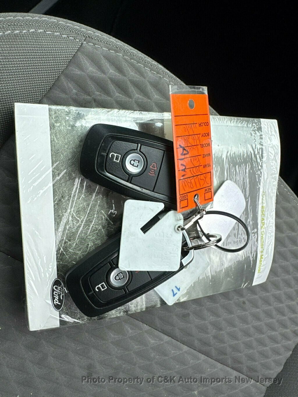 Used 2022 Ford Escape SE AWD/4WD image 25