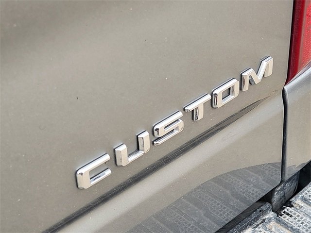 Used 2025 Chevrolet Silverado 1500 Custom RWD image 10