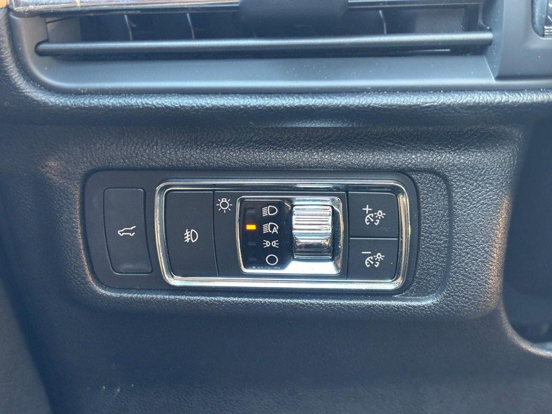 Used 2022 Lincoln Corsair Reserve w/ Equipment Group 201A AWD/4WD image 18