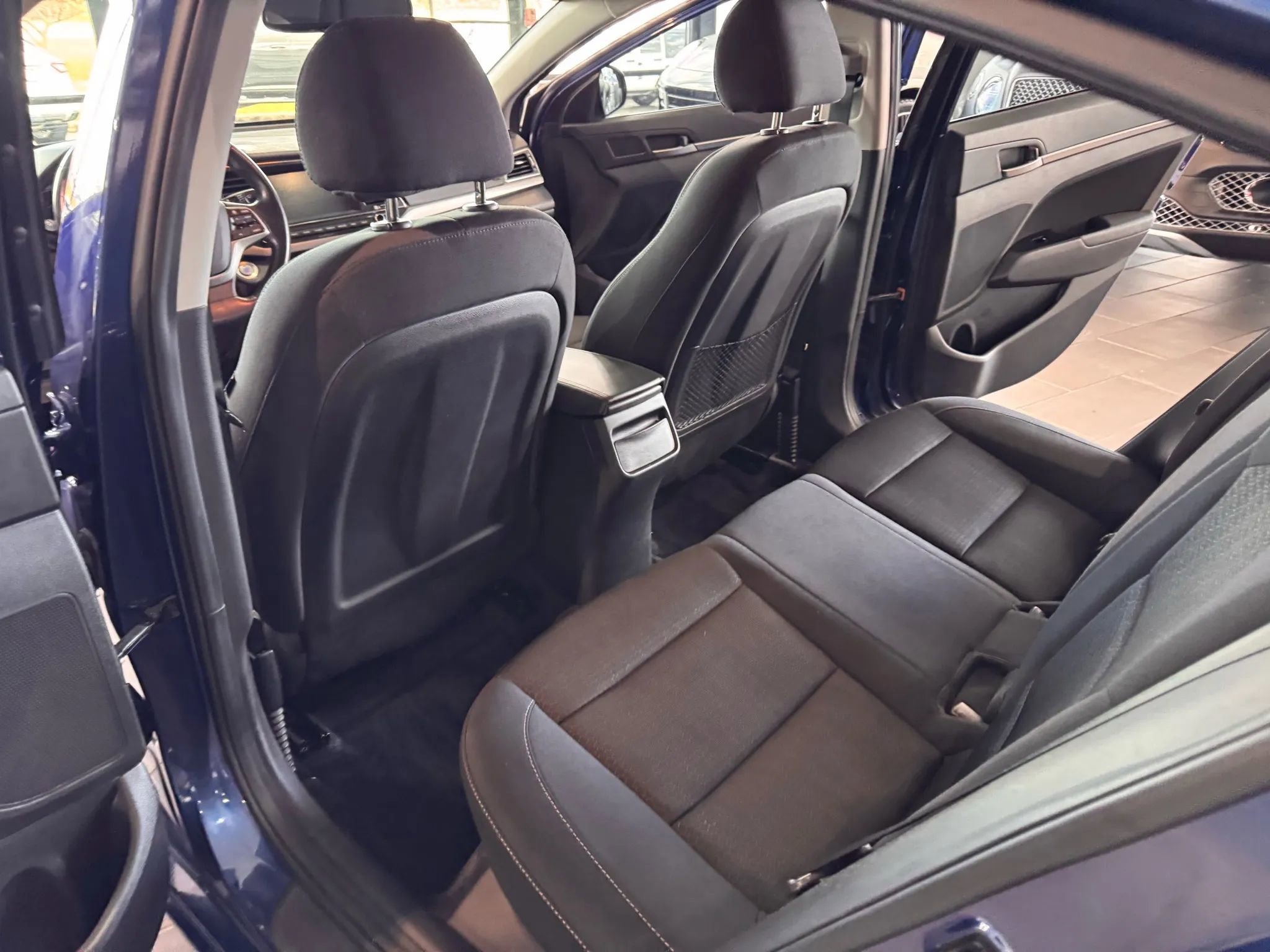 Used 2017 Hyundai Elantra Value Edition image 18