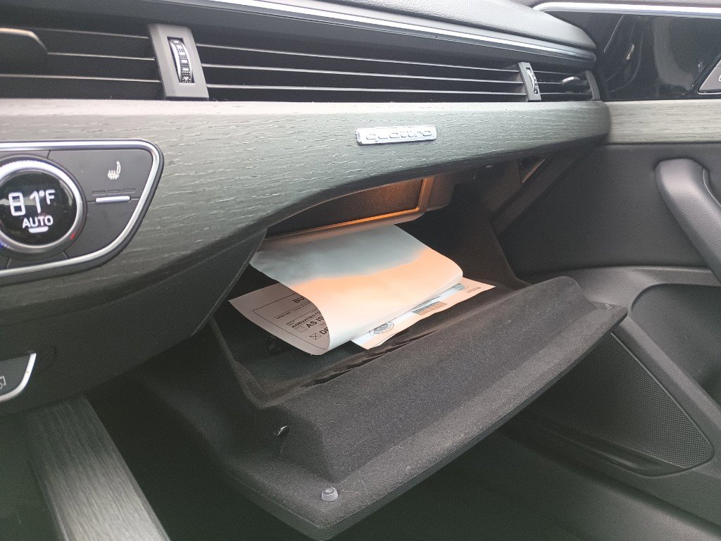 Used 2021 Audi A4 2.0T Premium w/ Convenience Package image 25