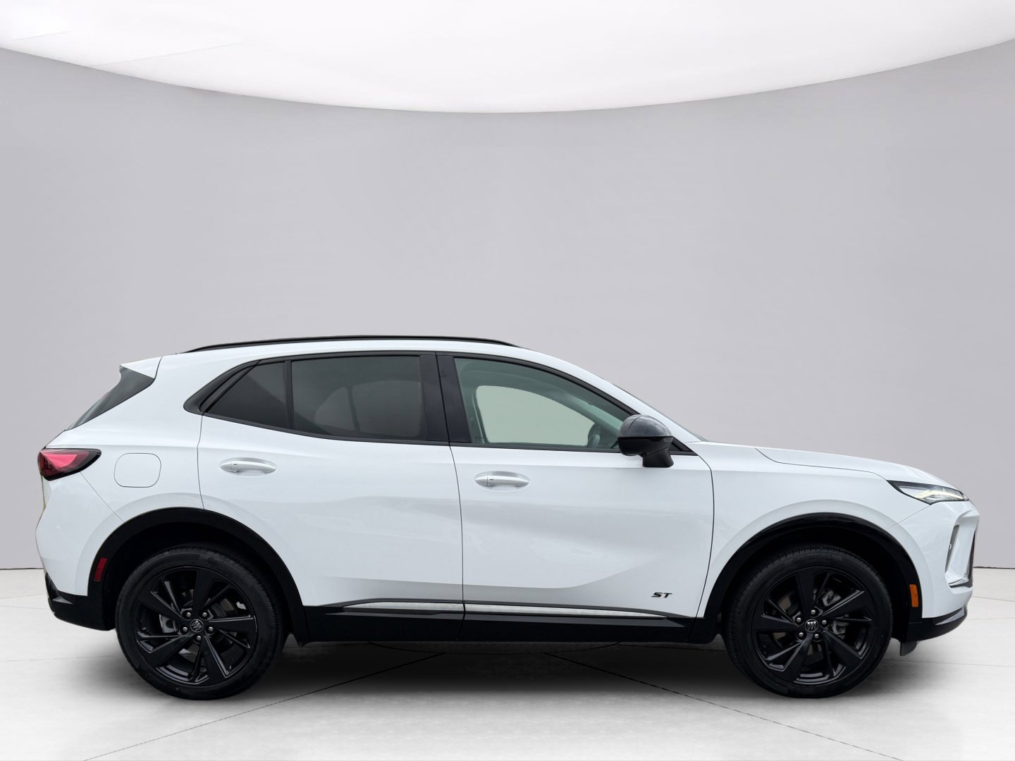 Used 2025 Buick Envision Sport Touring image 12