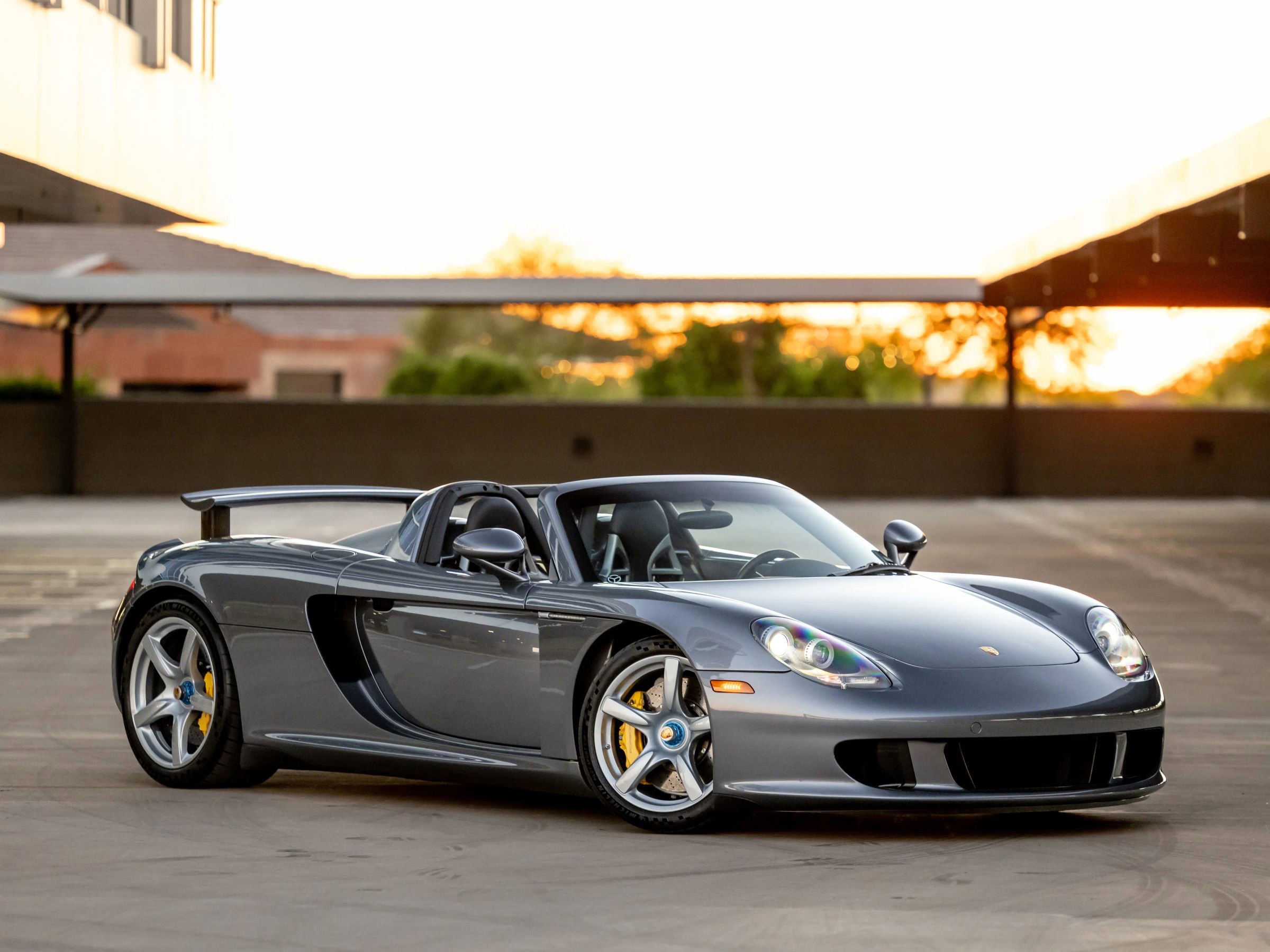 Used 2004 Porsche Carrera GT image 1