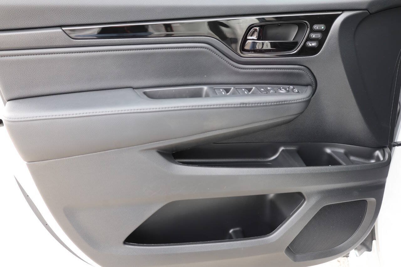 Used 2025 Honda Odyssey Elite image 12