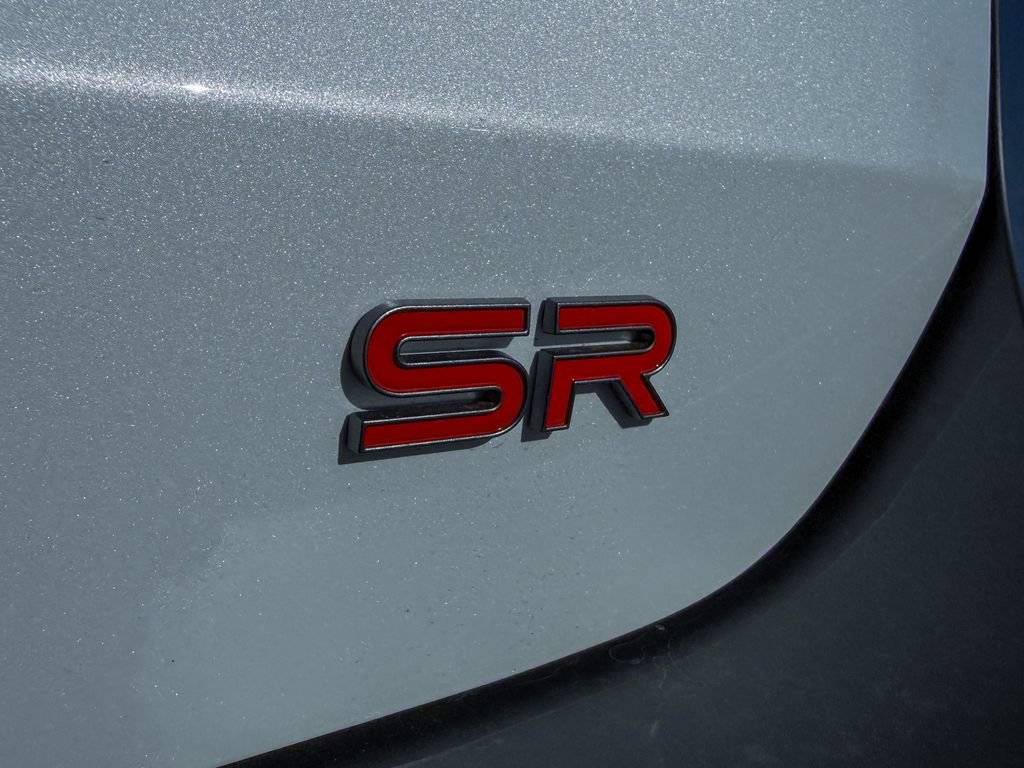 New 2026 Nissan Kicks SR w/ Cold Weather Package FWD image 7