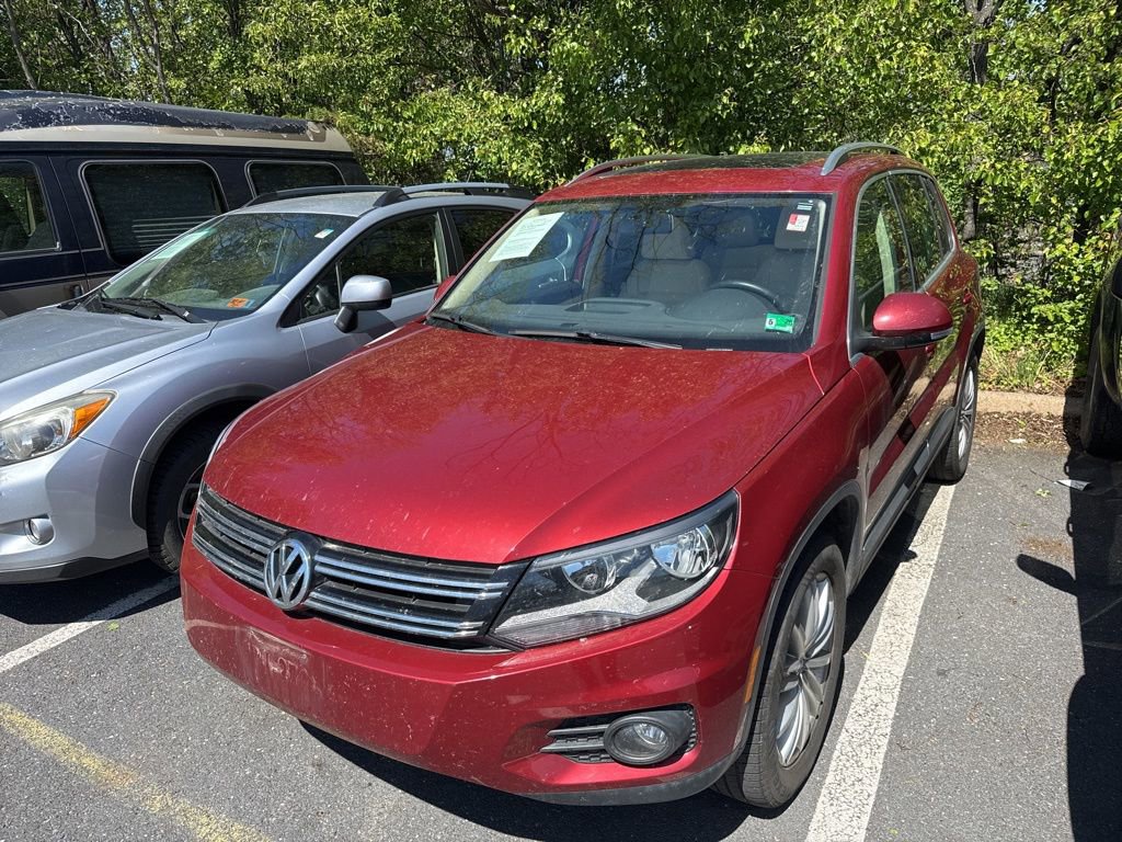 Used 2012 Volkswagen Tiguan SE AWD/4WD image 2