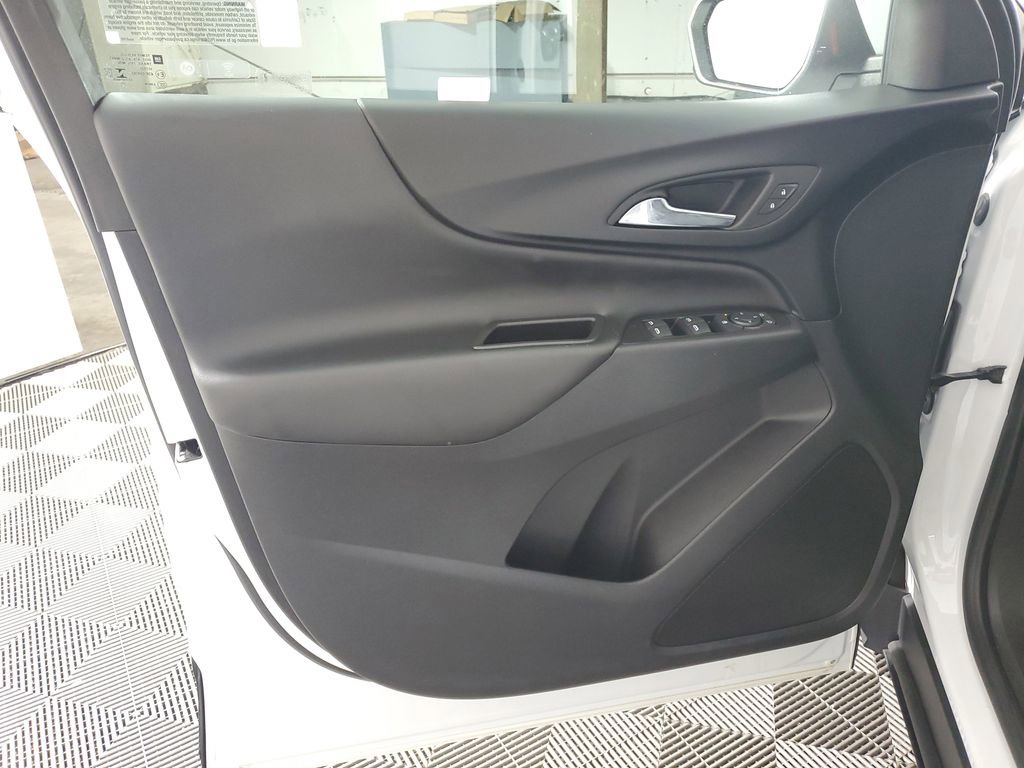 Used 2022 Chevrolet Equinox LT image 26