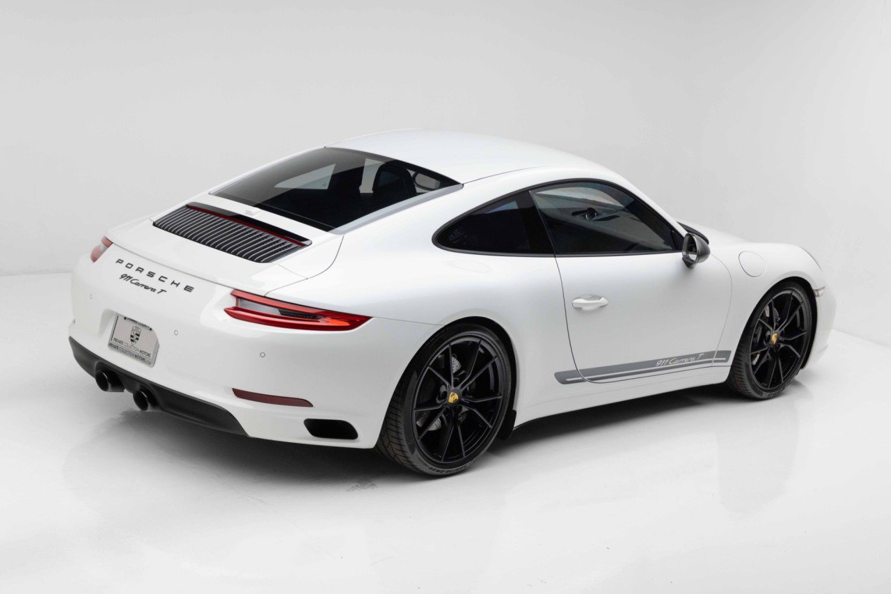 Used 2018 Porsche 911 Carrera T RWD image 3