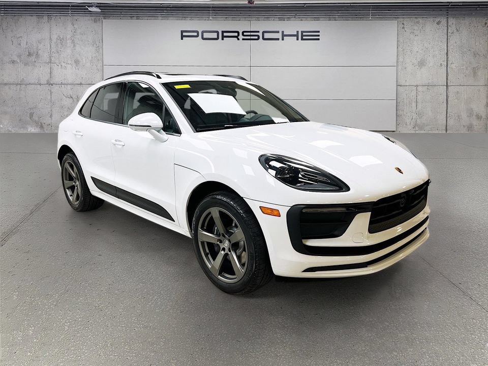 New 2026 Porsche Macan AWD/4WD image 7
