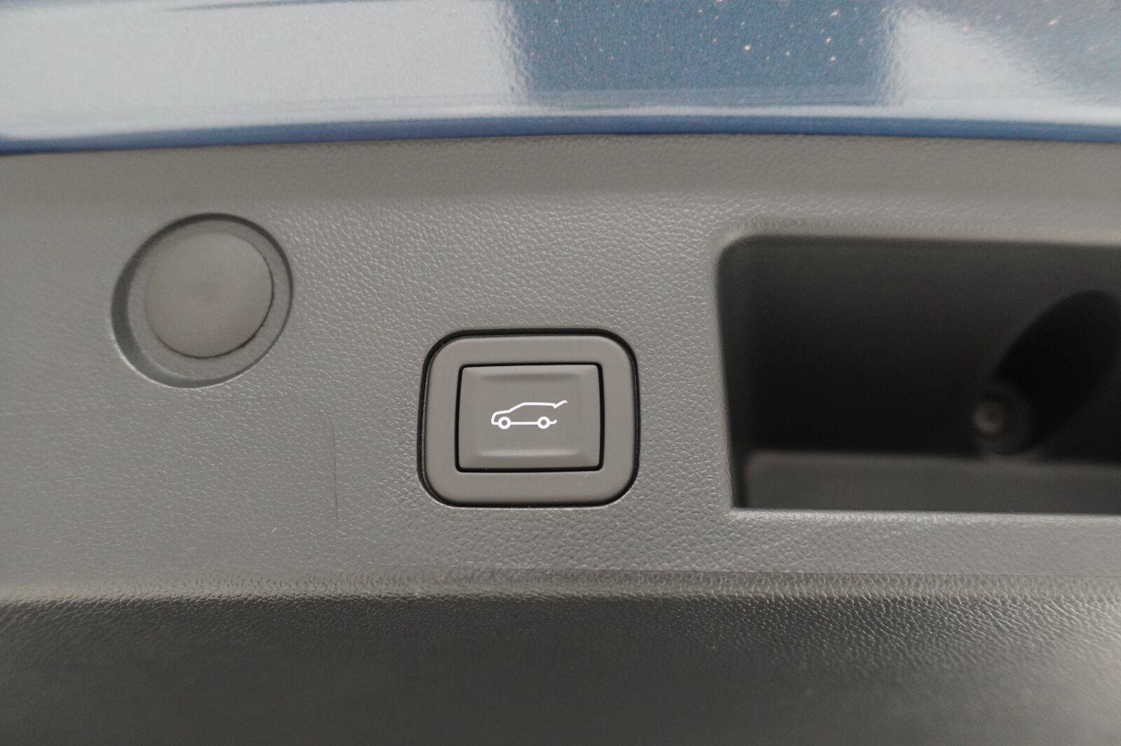 New 2027 Chevrolet Equinox RS w/ LPO, Floor Liner Package FWD image 31