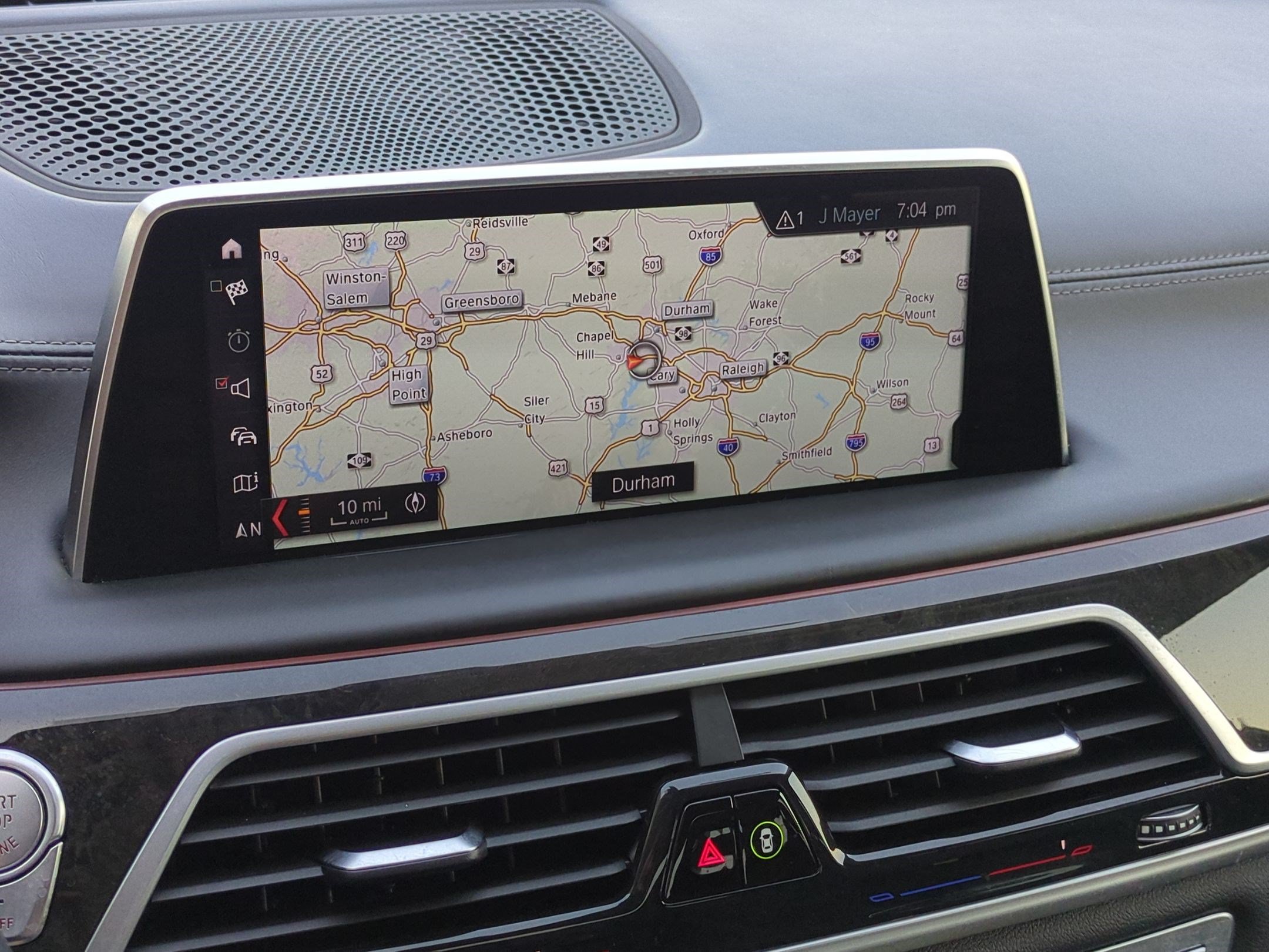 Used 2018 BMW 750i RWD image 24