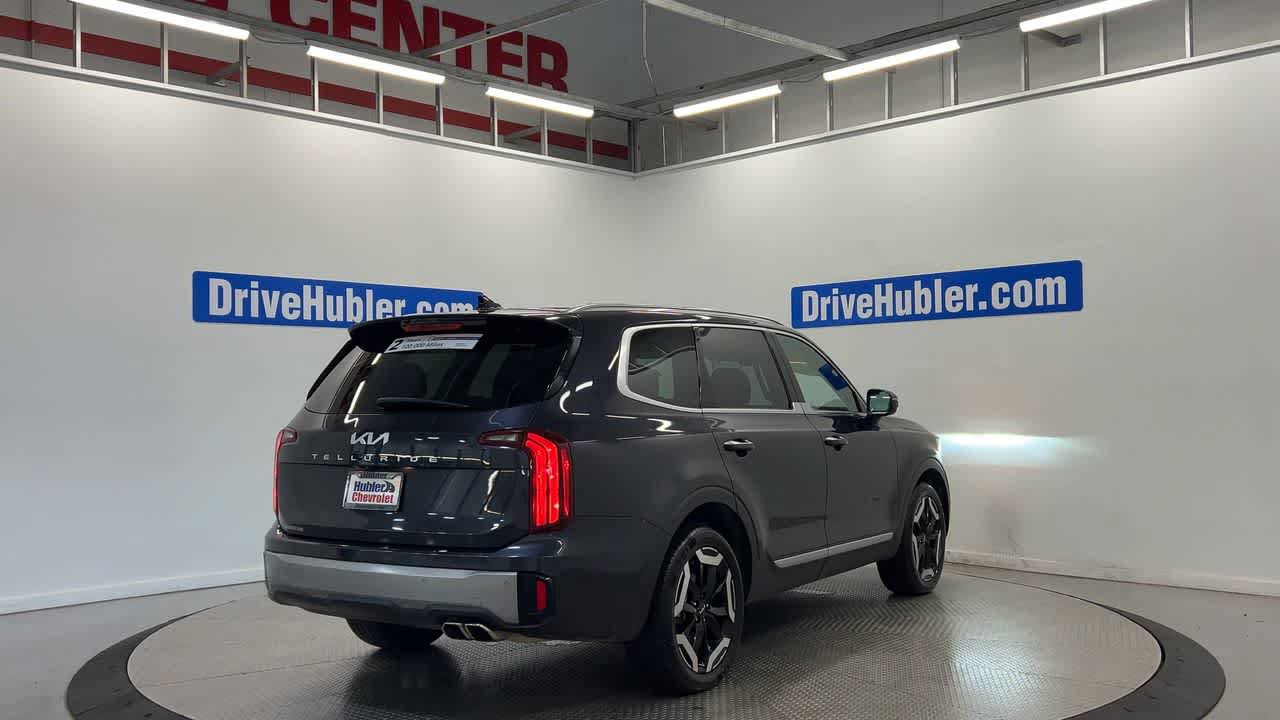 Used 2025 Kia Telluride S FWD image 2