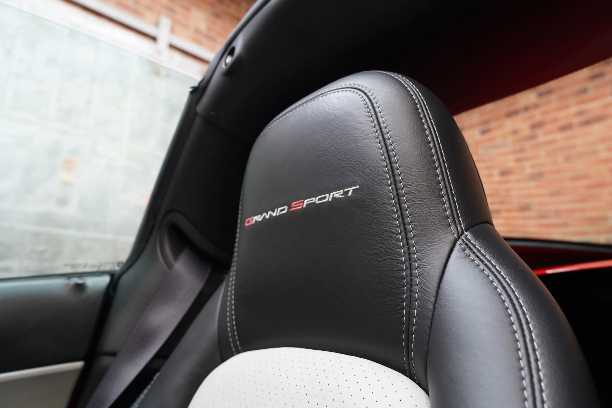 Used 2011 Chevrolet Corvette Grand Sport w/ Preferred Equipment Group image 52