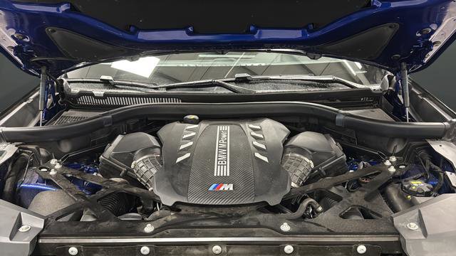 Used 2020 BMW X6 M Competition w/ Executive Package AWD/4WD image 26
