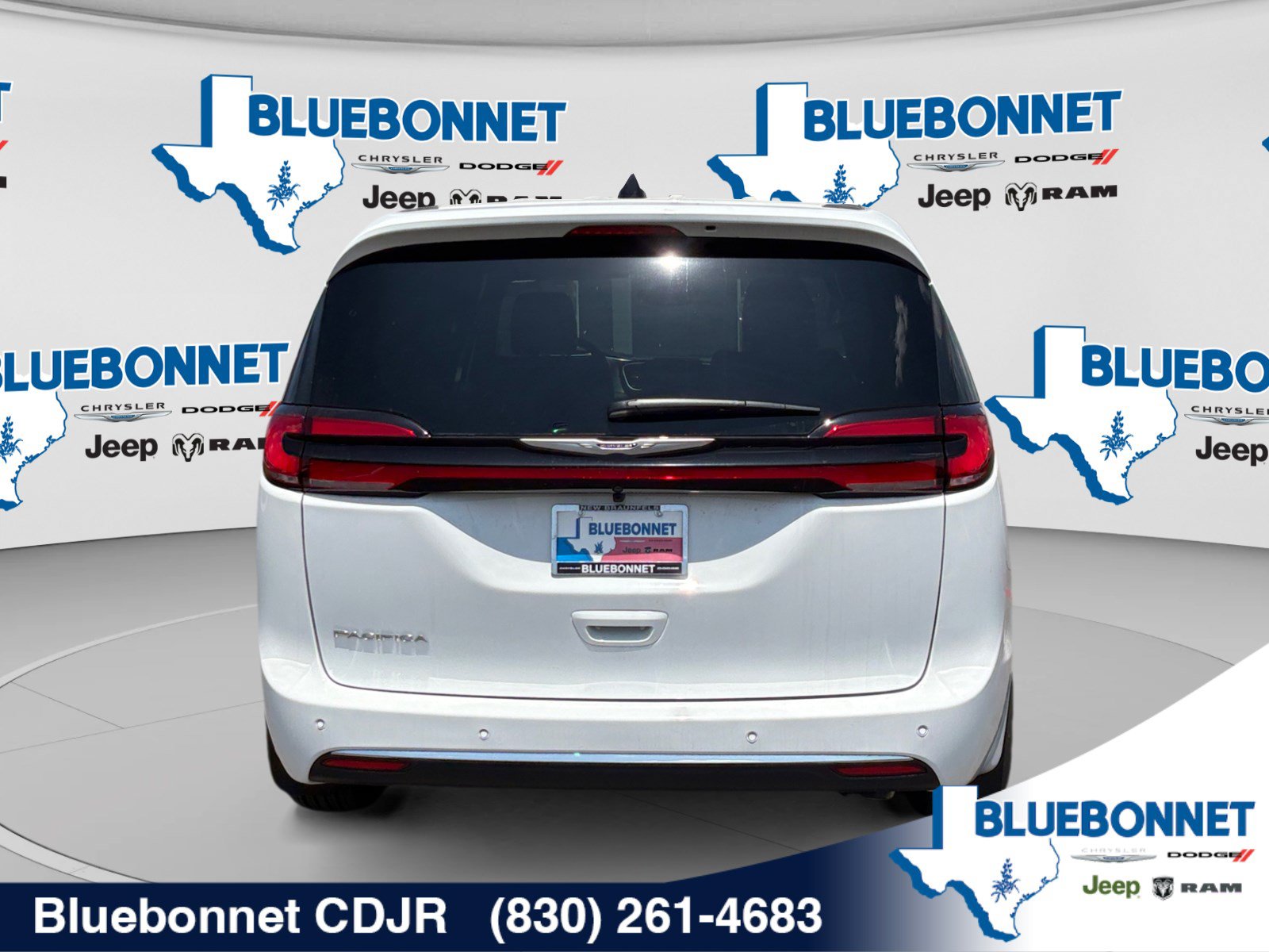 New 2026 Chrysler Pacifica Select FWD image 6