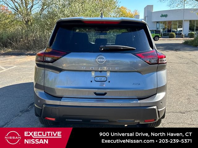 New 2026 Nissan Rogue SV image 3