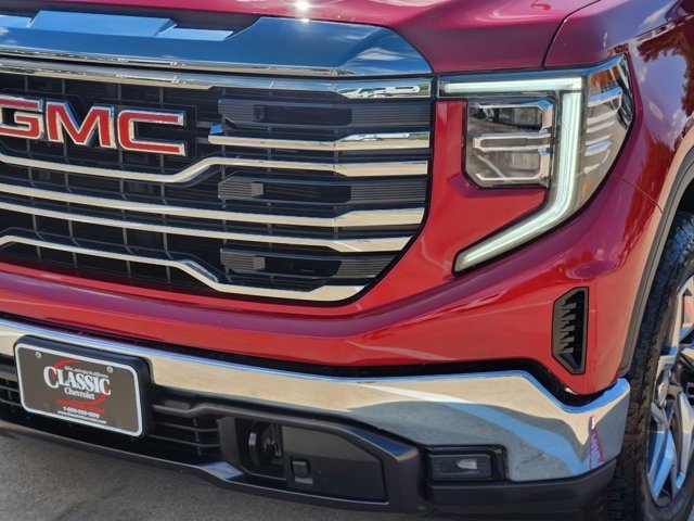 Used 2023 GMC Sierra 1500 SLT image 16