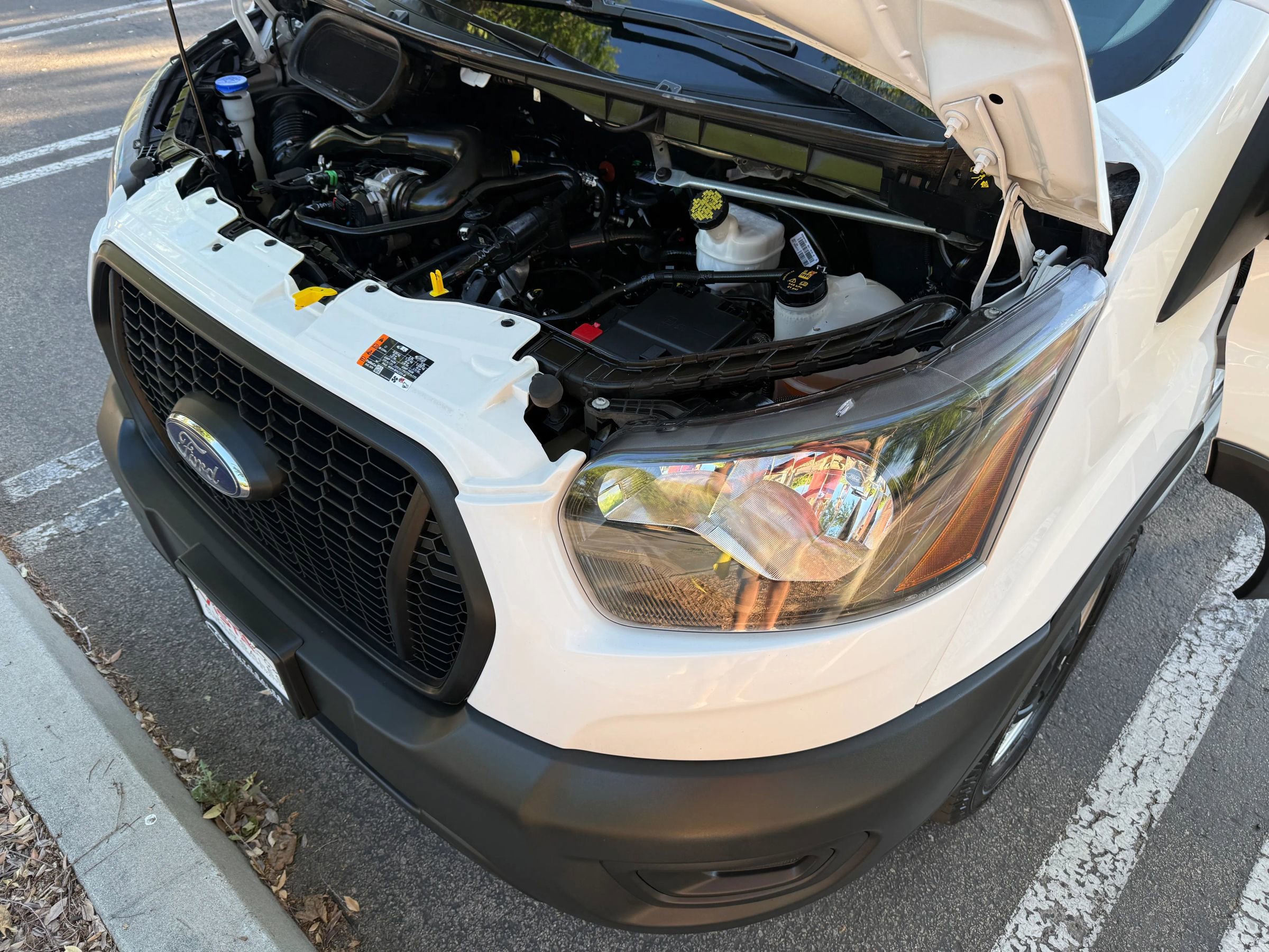 Used 2024 Ford Transit 250 148 Medium Roof w/ Load Area Protection Package RWD image 32