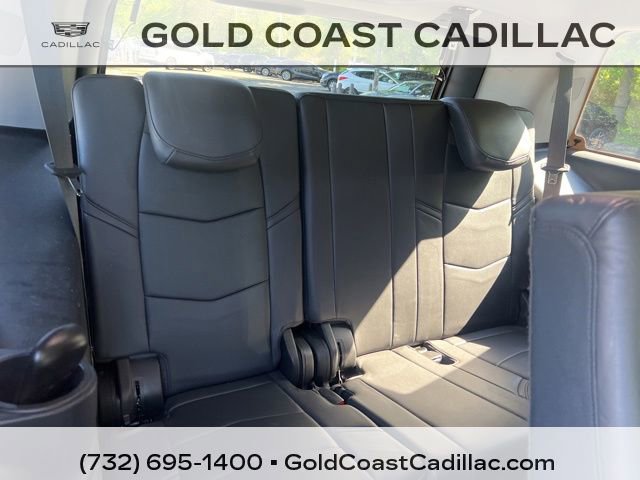 Used 2020 Cadillac Escalade Luxury AWD/4WD image 13