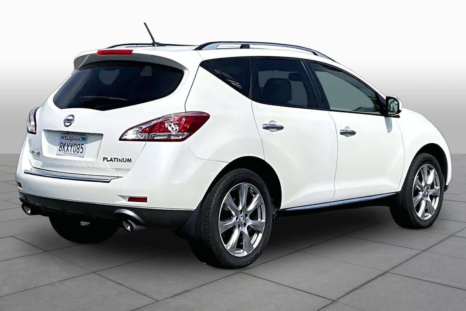 Used 2013 Nissan Murano LE w/ Platinum Pkg FWD image 12